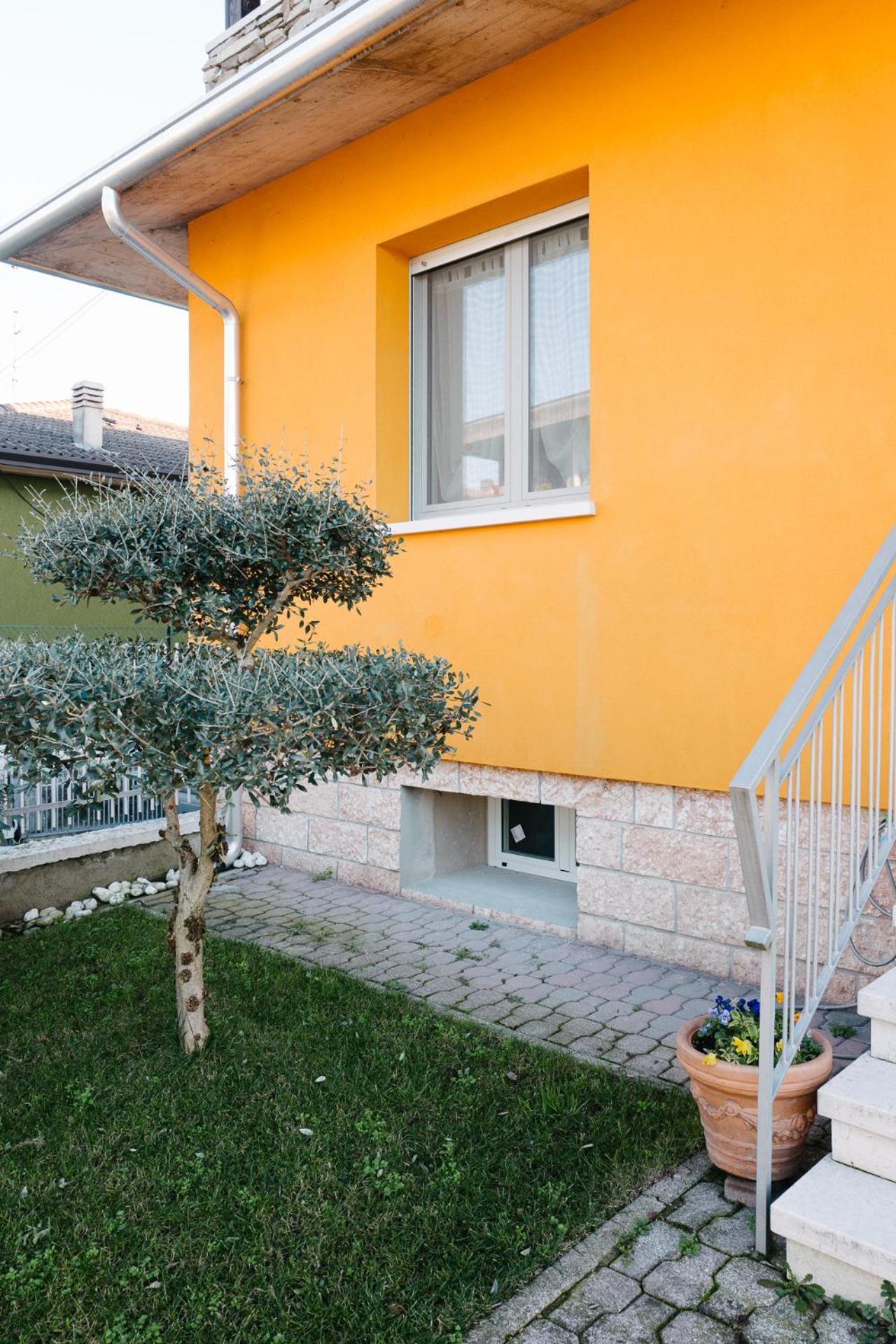 Lara'S House Lägenhet San Giovanni Lupatoto Exteriör bild
